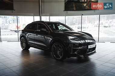 Внедорожник / Кроссовер Porsche Macan 2024 в Харькове