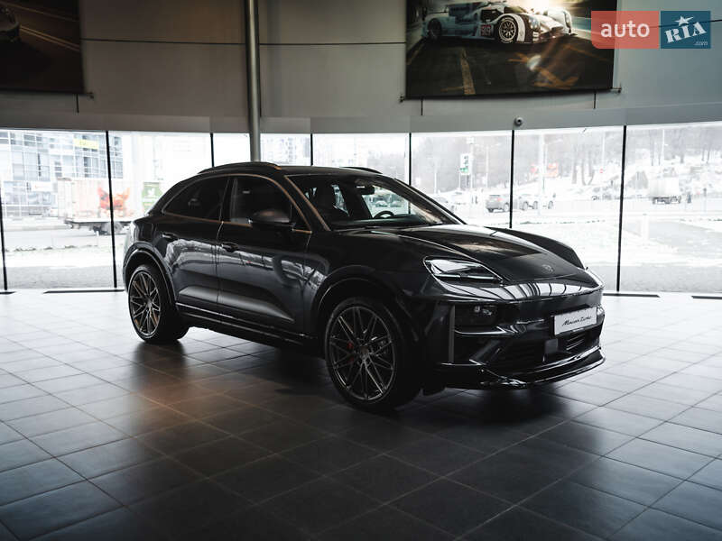 Внедорожник / Кроссовер Porsche Macan 2024 в Харькове