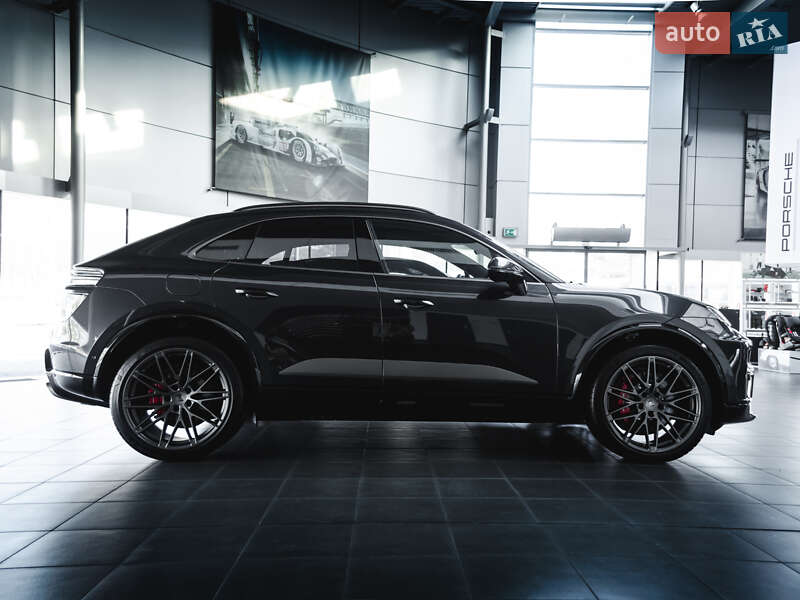 Внедорожник / Кроссовер Porsche Macan 2024 в Харькове