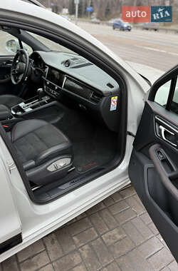 Внедорожник / Кроссовер Porsche Macan 2023 в Киеве