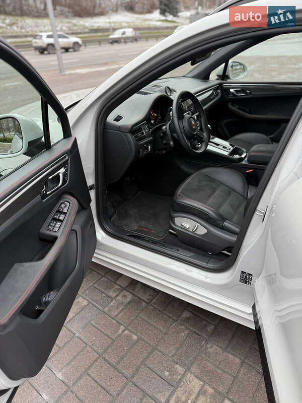 Внедорожник / Кроссовер Porsche Macan 2023 в Киеве