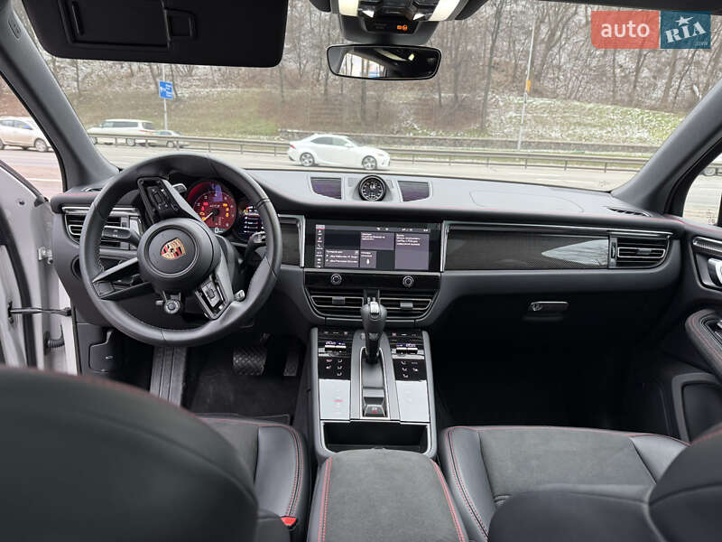 Внедорожник / Кроссовер Porsche Macan 2023 в Киеве