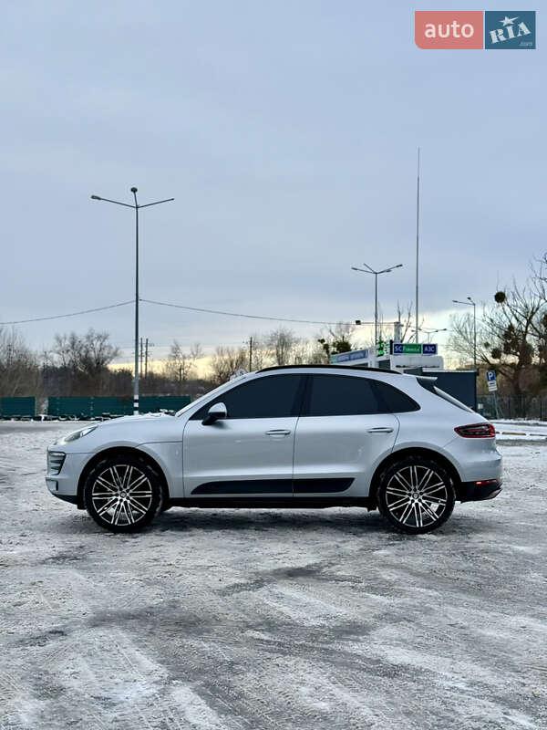 Внедорожник / Кроссовер Porsche Macan 2018 в Киеве