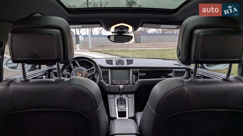 Внедорожник / Кроссовер Porsche Macan 2018 в Одессе