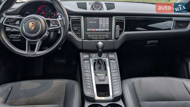Внедорожник / Кроссовер Porsche Macan 2018 в Одессе