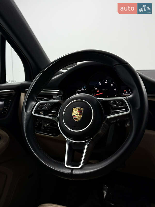 Внедорожник / Кроссовер Porsche Macan 2020 в Одессе