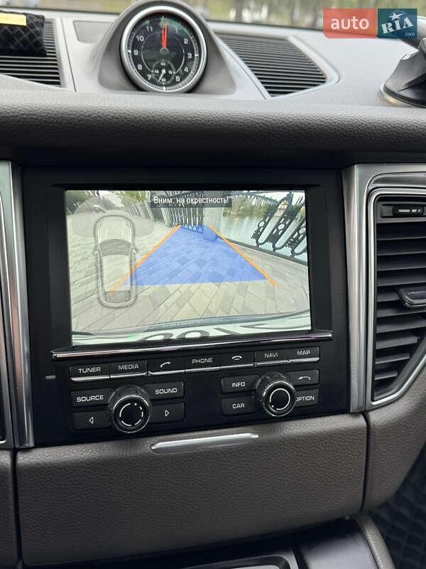 Внедорожник / Кроссовер Porsche Macan 2015 в Полтаве