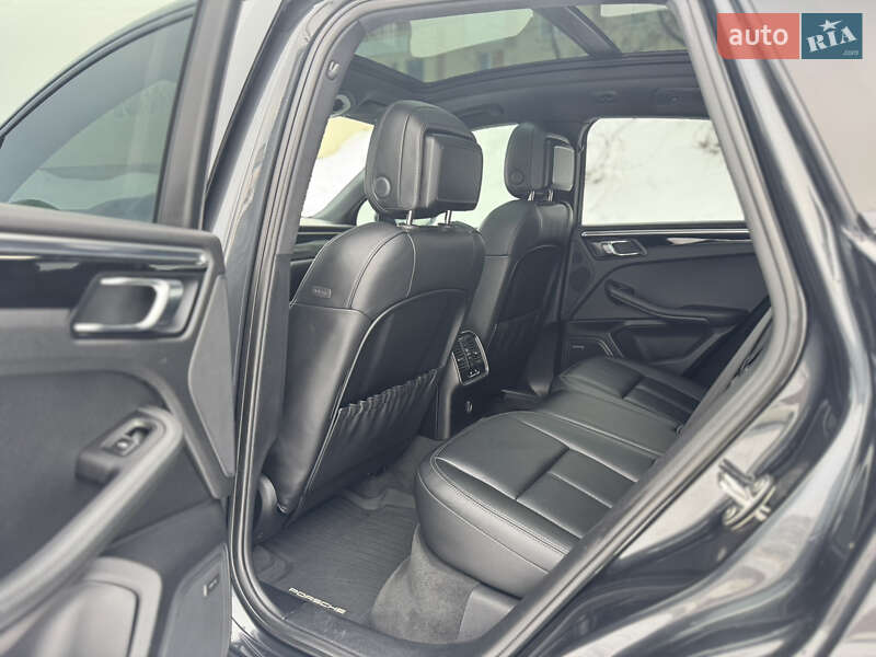 Внедорожник / Кроссовер Porsche Macan 2018 в Харькове