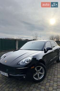 Внедорожник / Кроссовер Porsche Macan 2016 в Киеве