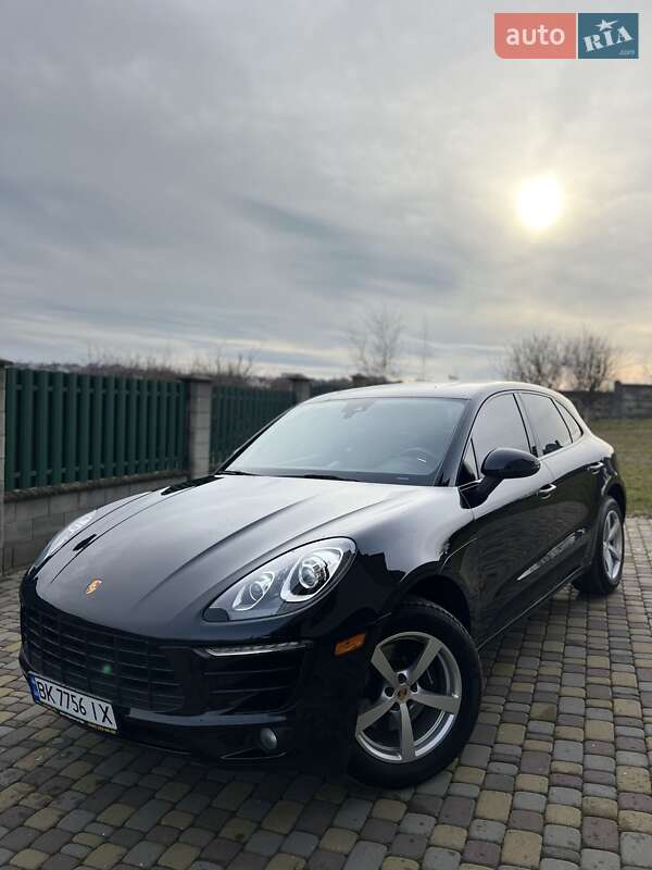 Porsche Macan 2016