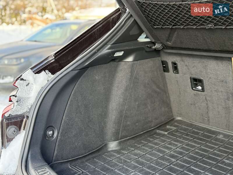 Внедорожник / Кроссовер Porsche Macan 2018 в Львове