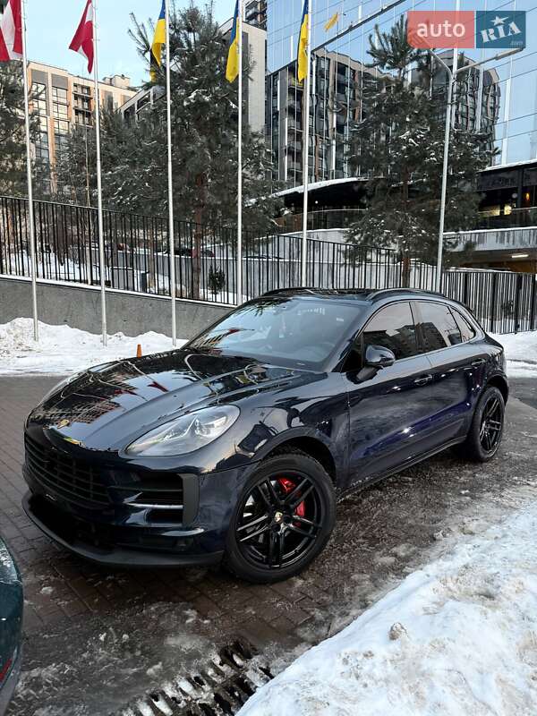 Внедорожник / Кроссовер Porsche Macan 2021 в Киеве