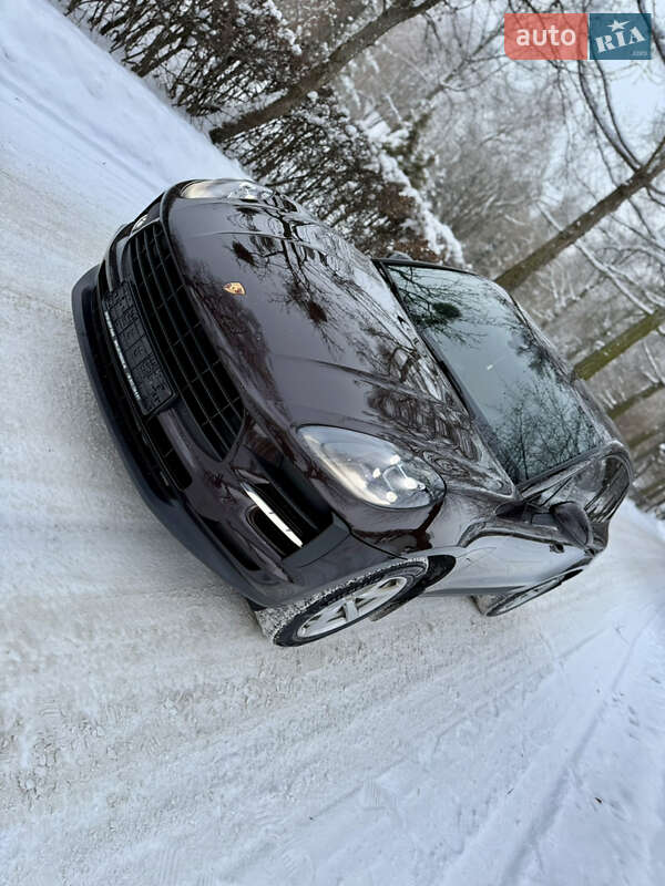 Внедорожник / Кроссовер Porsche Macan 2020 в Звягеле