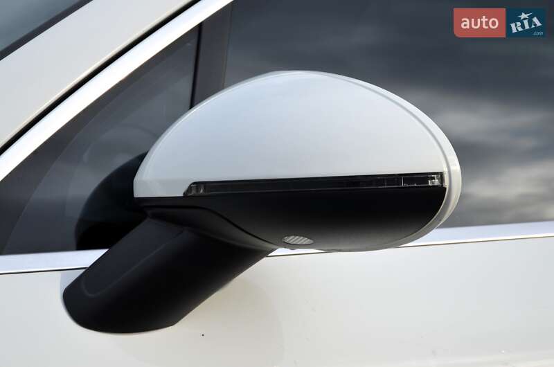 Внедорожник / Кроссовер Porsche Macan 2015 в Киеве фото 17 Внедорожник / Кроссовер Porsche Macan 2015 в Киеве