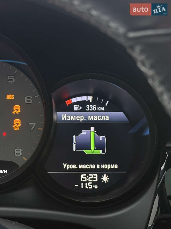 Внедорожник / Кроссовер Porsche Macan 2015 в Киеве фото 38 Внедорожник / Кроссовер Porsche Macan 2015 в Киеве