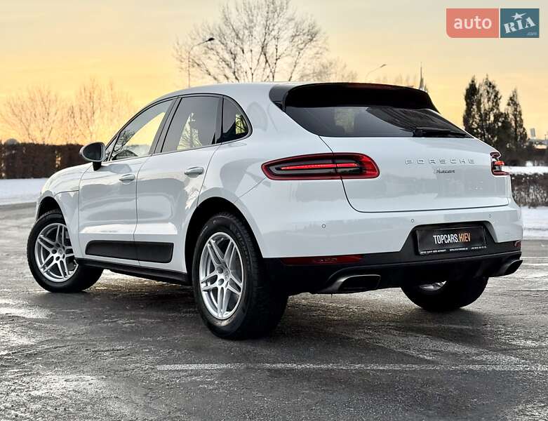 Внедорожник / Кроссовер Porsche Macan 2017 в Киеве