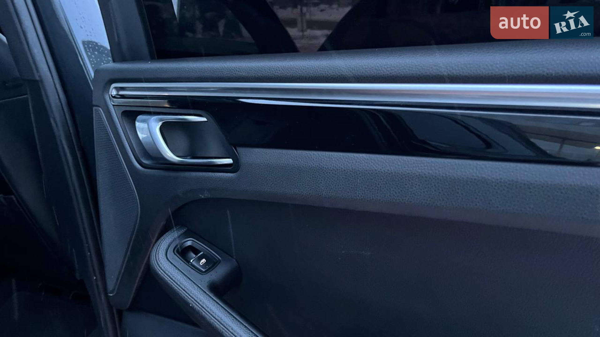 2018 Porsche Macan - мініатюра 24