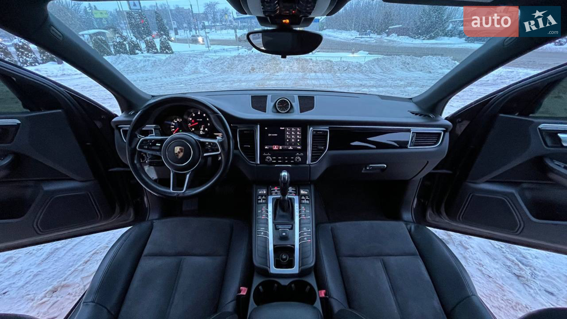 2018 Porsche Macan - мініатюра 27