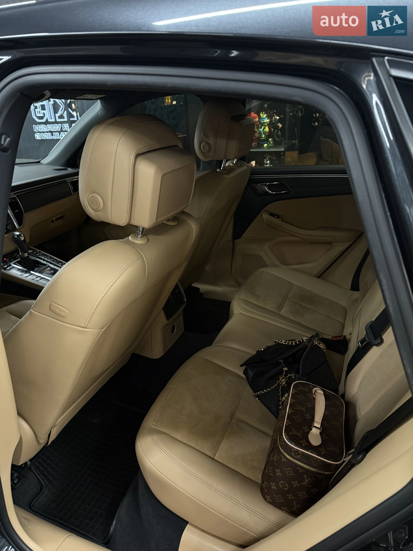2016 Porsche Macan - мініатюра 15