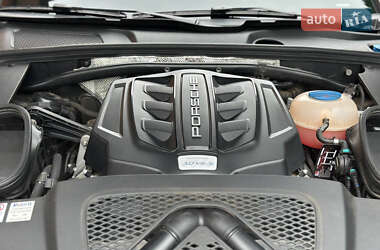 Позашляховик / Кросовер Porsche Macan 2017 в Києві