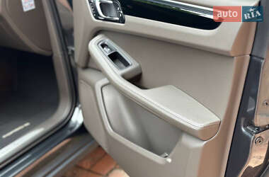 Позашляховик / Кросовер Porsche Macan 2017 в Києві