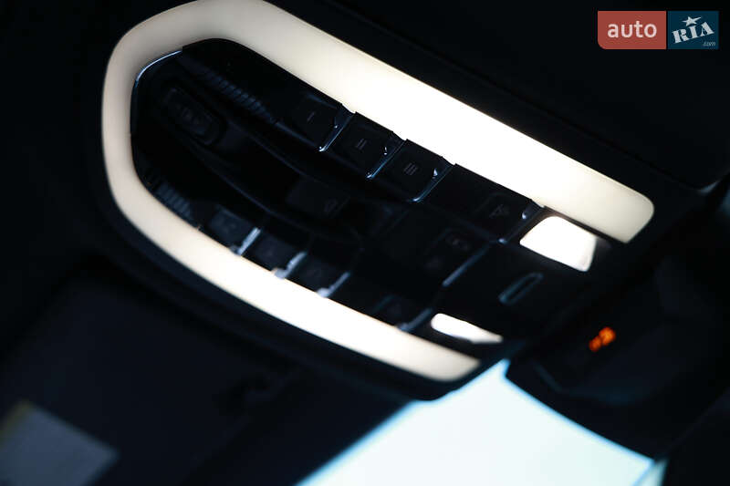 Внедорожник / Кроссовер Porsche Macan 2021 в Тернополе