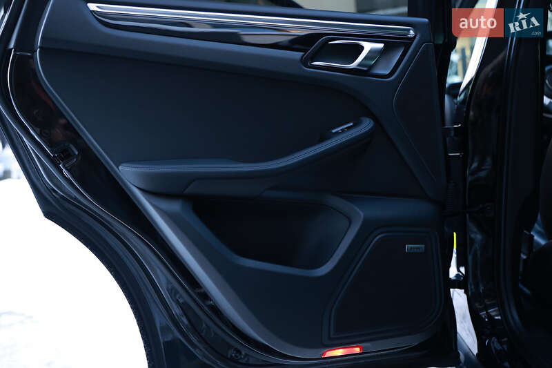 Внедорожник / Кроссовер Porsche Macan 2021 в Тернополе