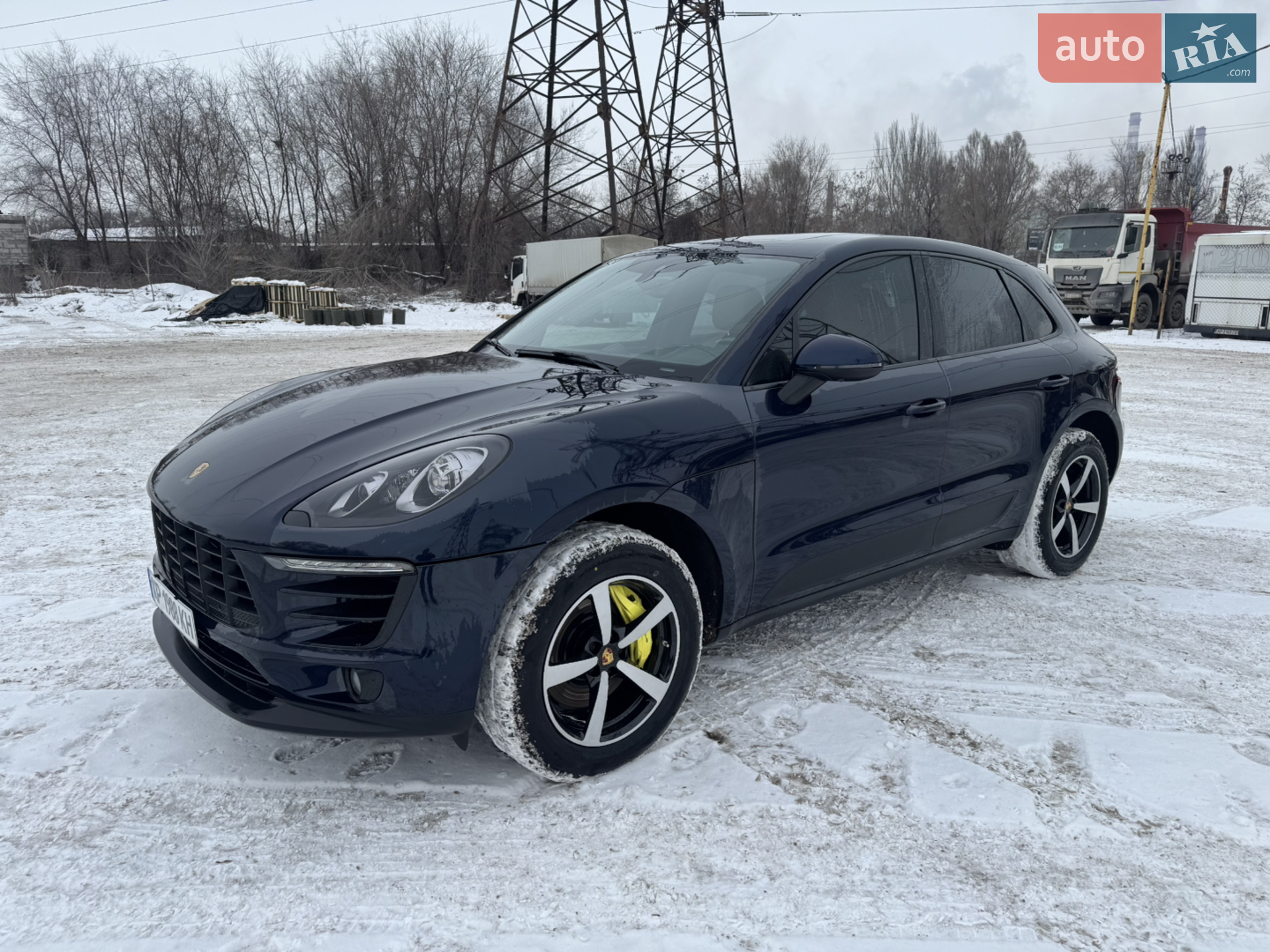 2016 Porsche Macan - мініатюра 2