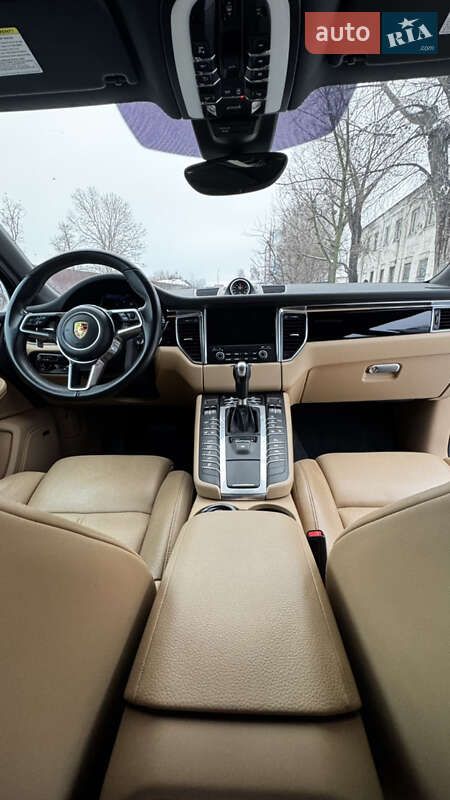 Внедорожник / Кроссовер Porsche Macan 2018 в Киеве фото 14 Внедорожник / Кроссовер Porsche Macan 2018 в Киеве