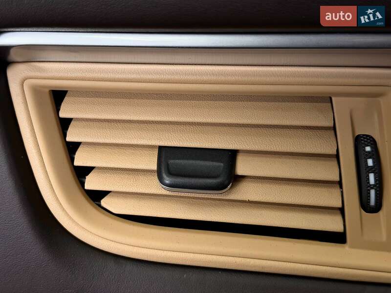 Внедорожник / Кроссовер Porsche Macan 2016 в Киеве