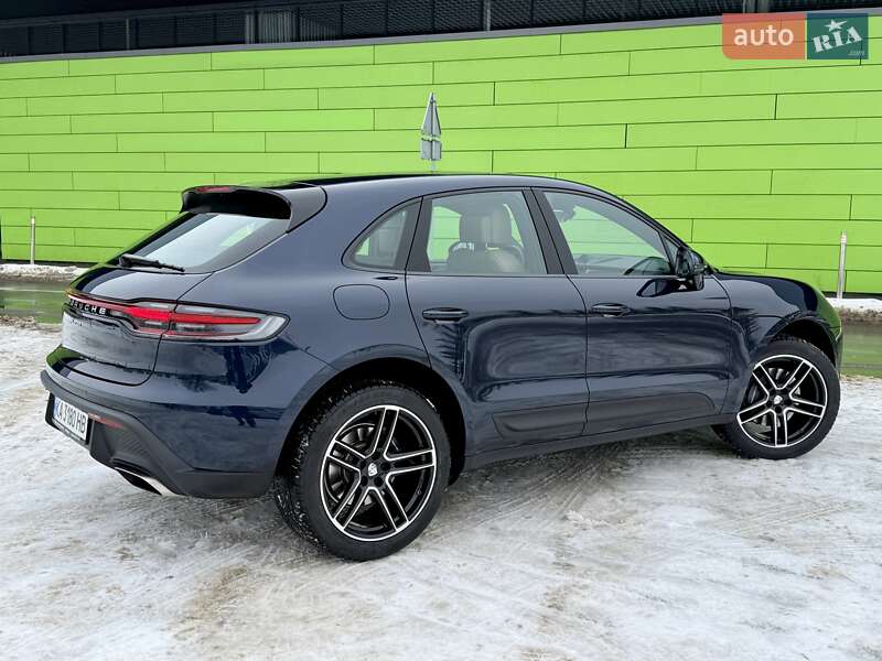 Внедорожник / Кроссовер Porsche Macan 2021 в Киеве