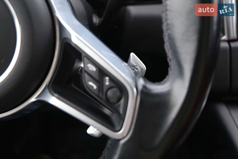 Внедорожник / Кроссовер Porsche Macan 2018 в Киеве фото 21 Внедорожник / Кроссовер Porsche Macan 2018 в Киеве