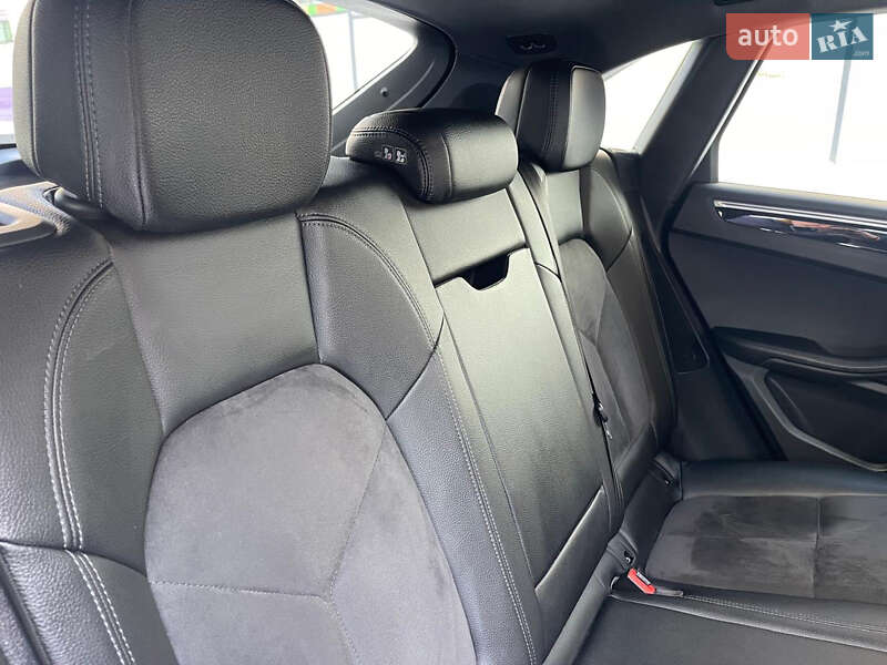 Внедорожник / Кроссовер Porsche Macan 2018 в Киеве