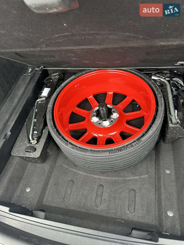 Позашляховик / Кросовер Porsche Macan 2018 в Тернополі