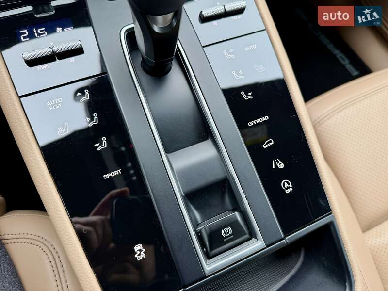 Внедорожник / Кроссовер Porsche Macan 2021 в Киеве фото 67 Внедорожник / Кроссовер Porsche Macan 2021 в Киеве