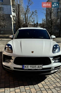 Внедорожник / Кроссовер Porsche Macan 2021 в Днепре