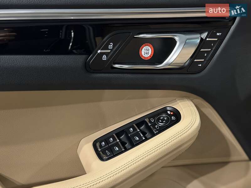 Внедорожник / Кроссовер Porsche Macan 2020 в Одессе