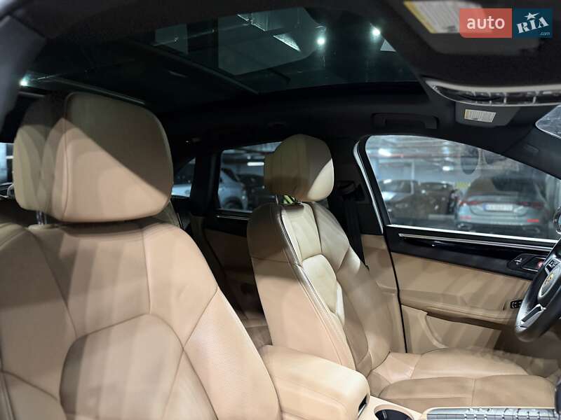 Внедорожник / Кроссовер Porsche Macan 2020 в Одессе