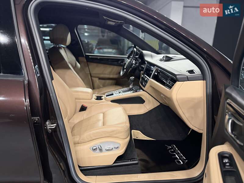 Внедорожник / Кроссовер Porsche Macan 2020 в Одессе