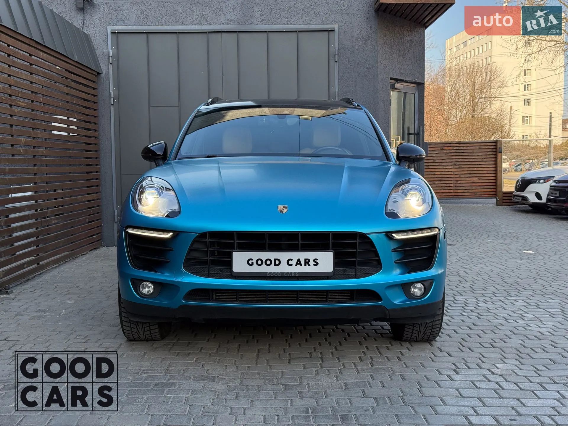 2017 Porsche Macan - мініатюра 2