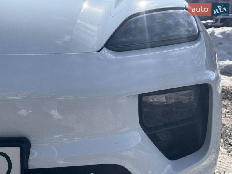 Позашляховик / Кросовер Porsche Macan 2024 в Києві