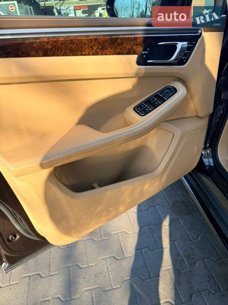 Внедорожник / Кроссовер Porsche Macan 2016 в Хмельницком