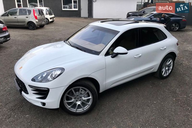 Позашляховик / Кросовер Porsche Macan 2016 в Києві