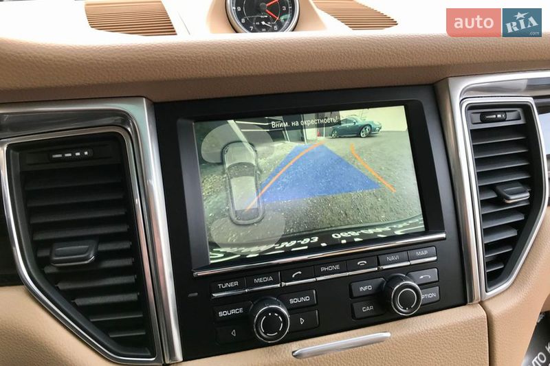 Позашляховик / Кросовер Porsche Macan 2016 в Києві