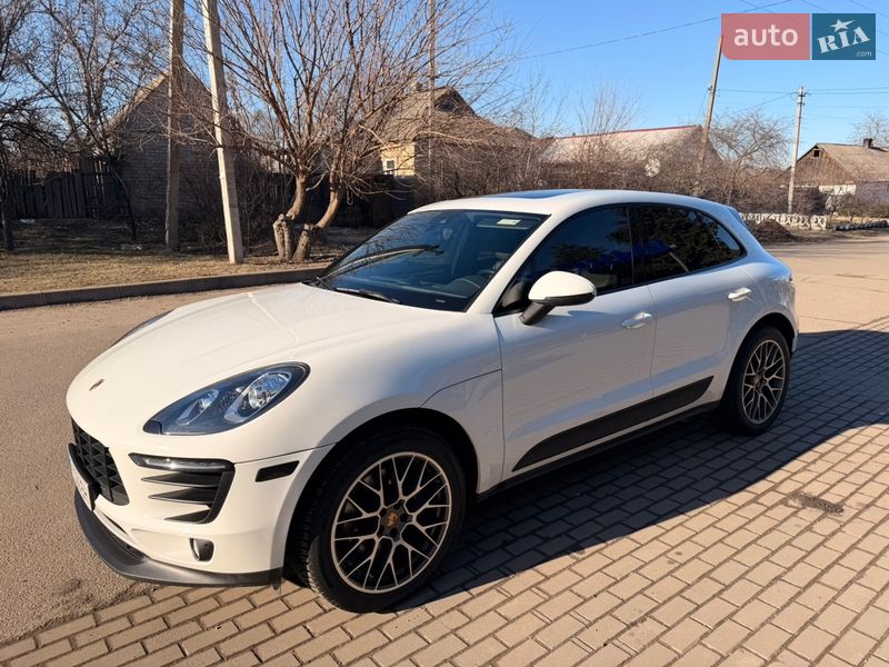 Внедорожник / Кроссовер Porsche Macan 2018 в Павлограде