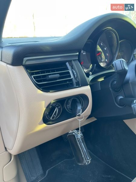 Внедорожник / Кроссовер Porsche Macan 2018 в Чернигове