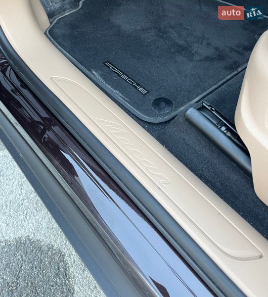 Внедорожник / Кроссовер Porsche Macan 2018 в Чернигове