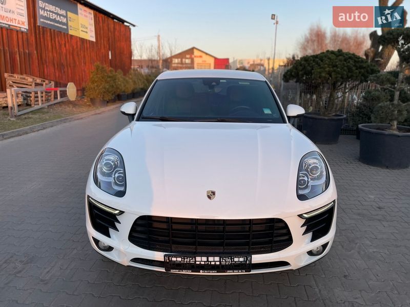 Внедорожник / Кроссовер Porsche Macan 2018 в Луцке