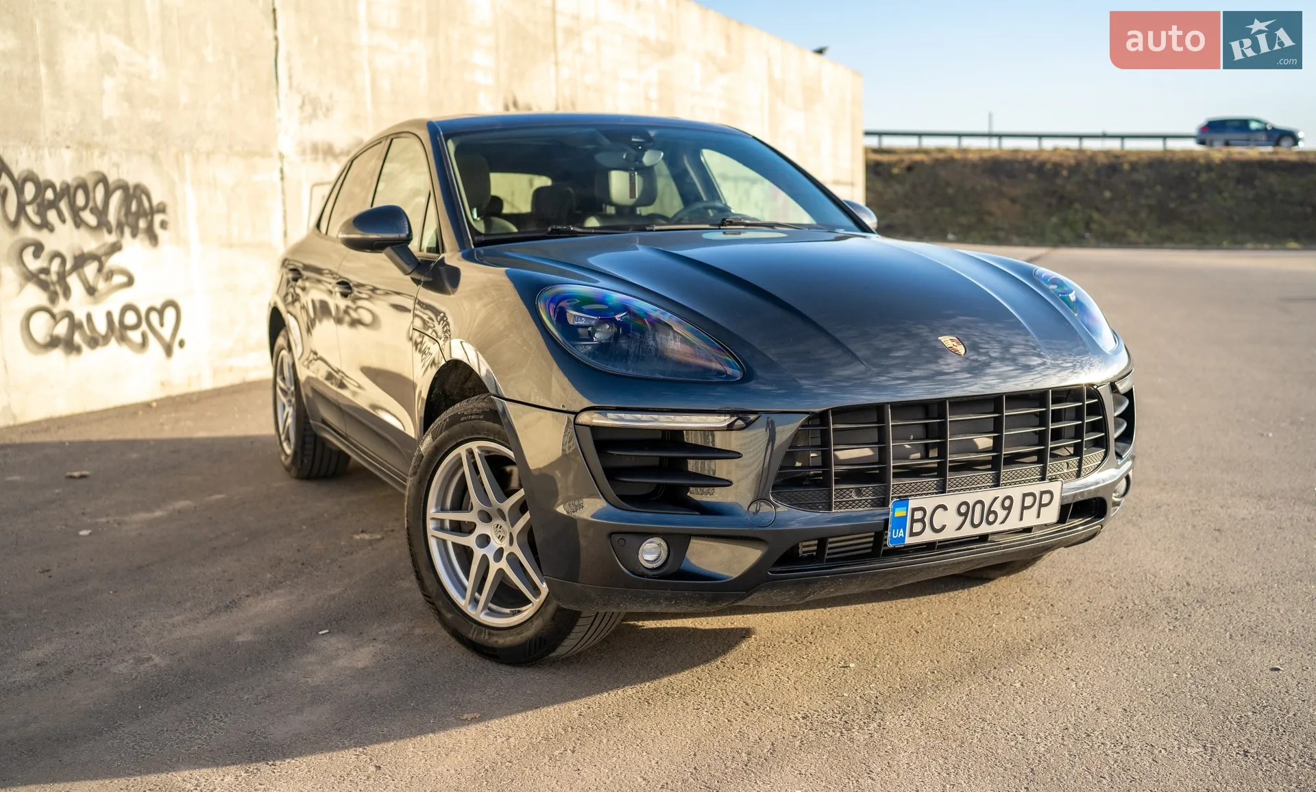 2018 Porsche Macan - мініатюра 2