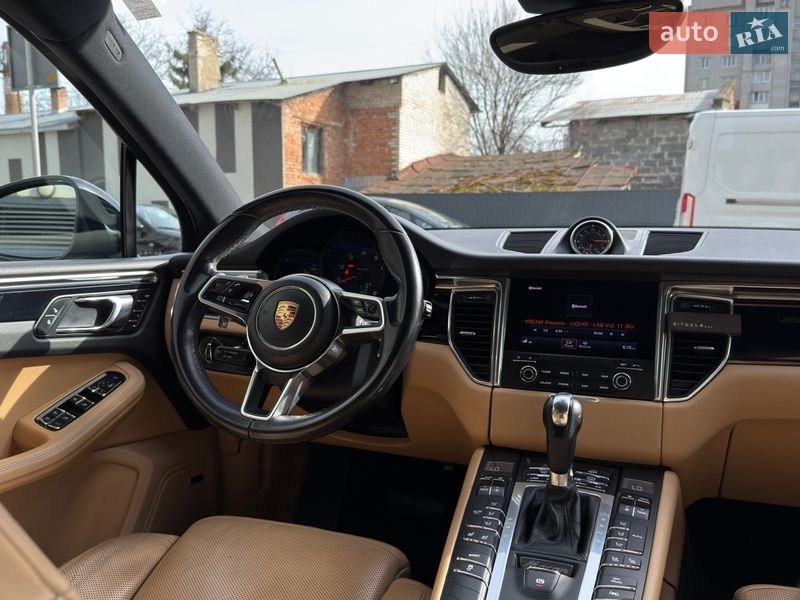Внедорожник / Кроссовер Porsche Macan 2016 в Львове
